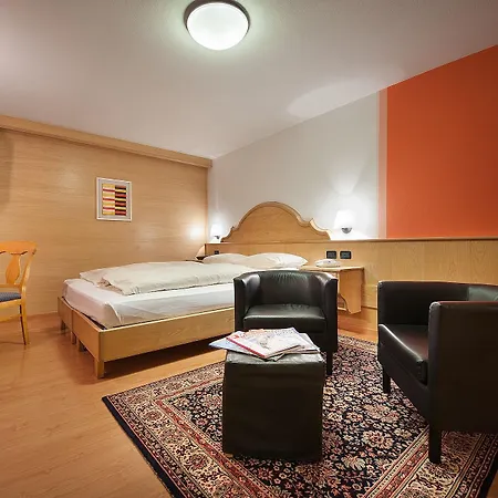 Hotell St. Michael 4*