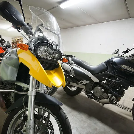 St. Michael Ξενοδοχείο Λιβίνιο