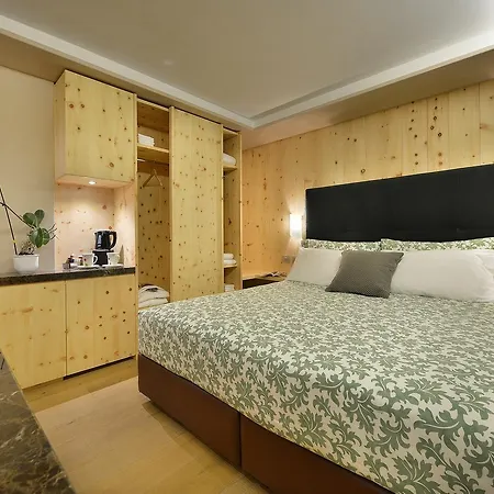 Hotell St. Michael 4*