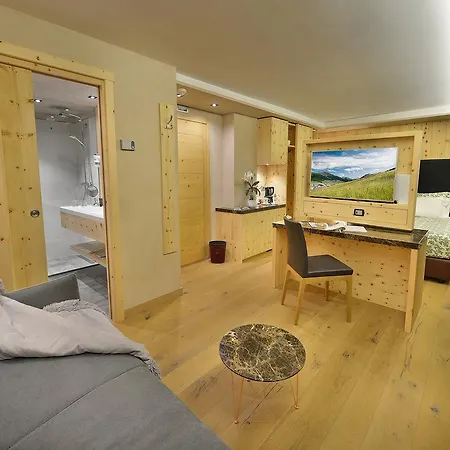 St. Michael Hotell 4*